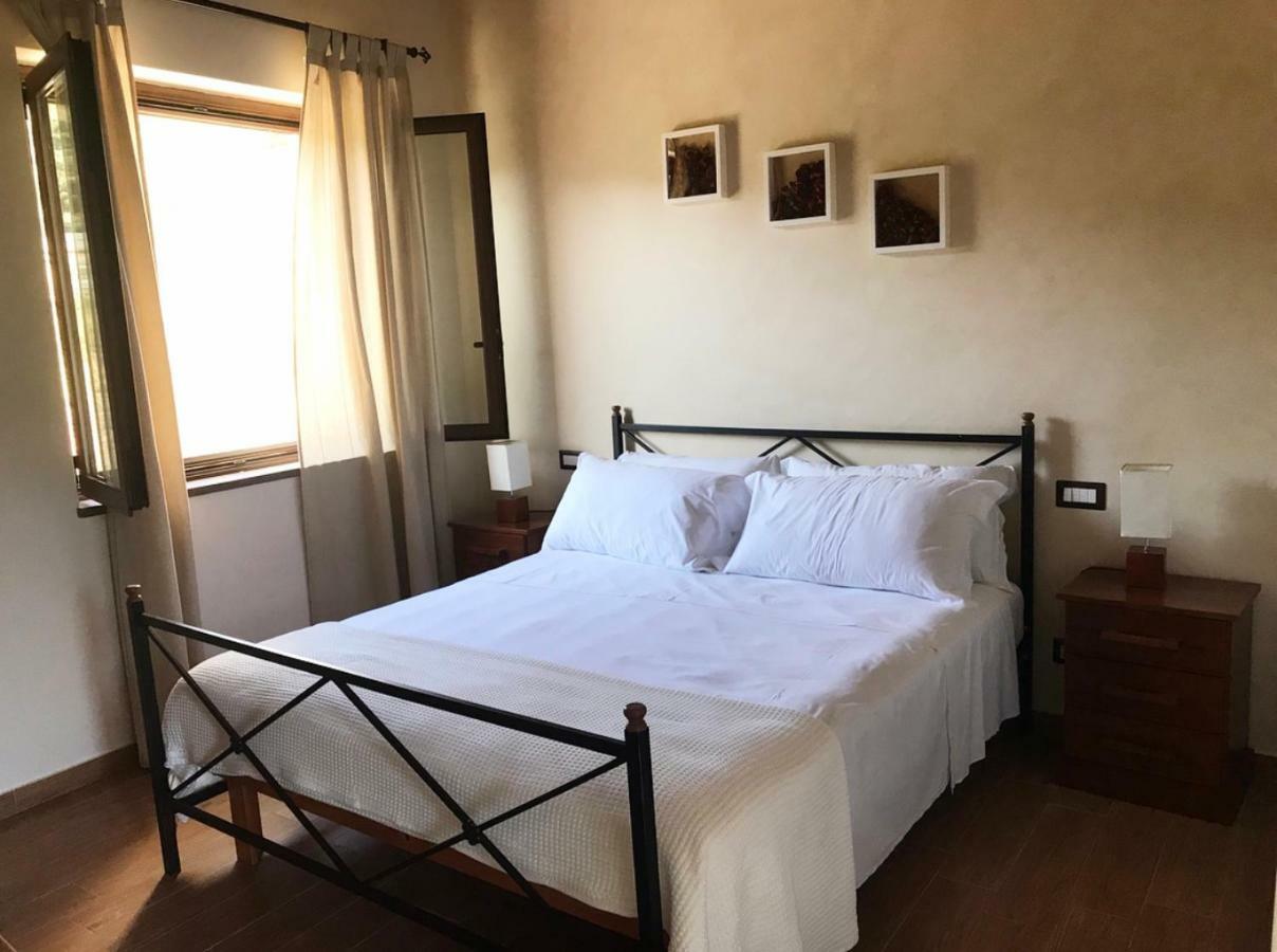 La Pergola Appartamenti Santa Lucia del Mela Ngoại thất bức ảnh